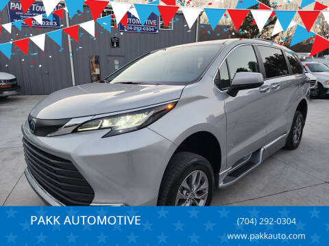 2023 Toyota Sienna XLE 7-Passenger
