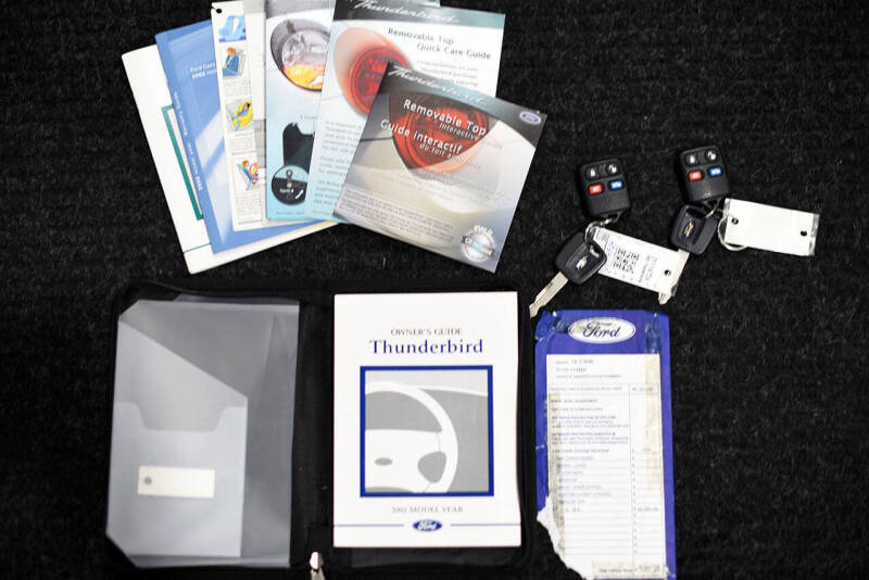 2002 Ford Thunderbird Deluxe