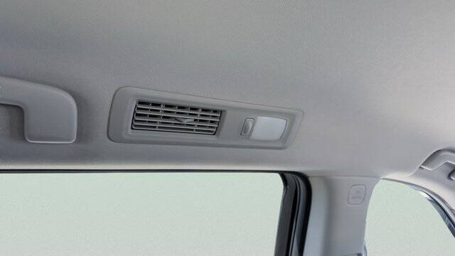 2025 Nissan Pathfinder S