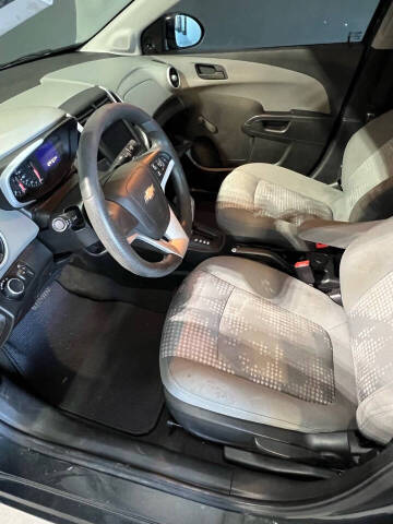 2019 Chevrolet Sonic LS Auto