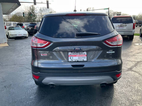 2015 Ford Escape SE
