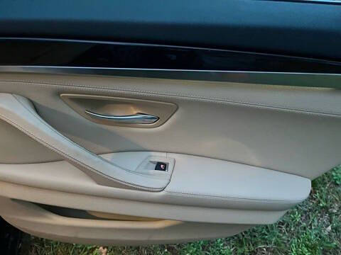 2015 BMW 5 Series 528i