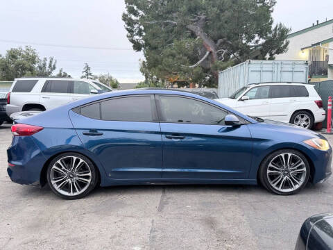 2018 Hyundai Elantra