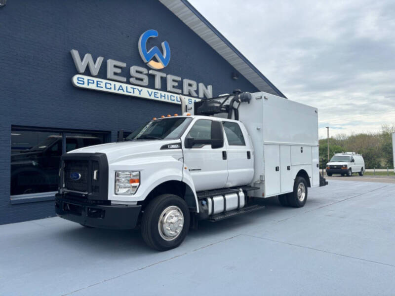 2017 Ford F650 Service Truck