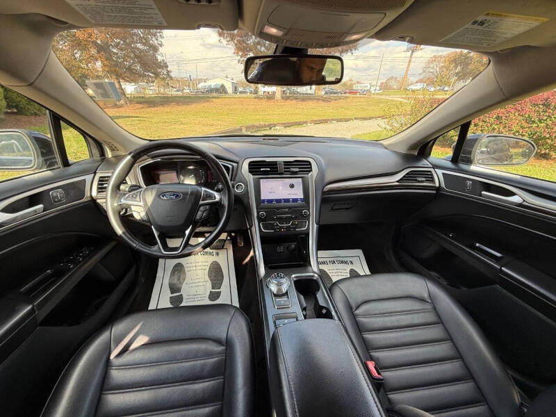 2020 Ford Fusion SEL