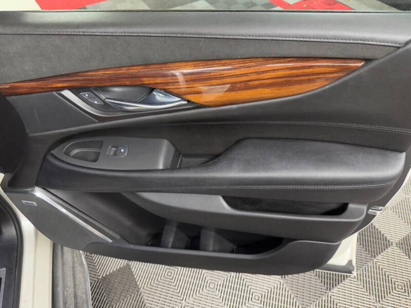 2015 Cadillac Escalade ESV Luxury