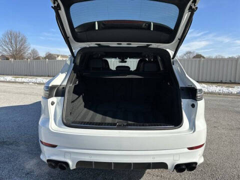 2022 Porsche Cayenne GTS