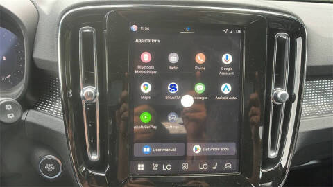 2026 Volvo XC40 B5 Ultra Black Edition