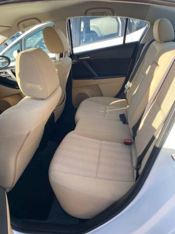 2010 Mazda MAZDA3 i Sport