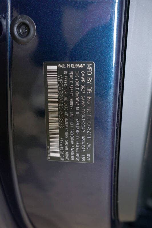 2012 Porsche Cayman R