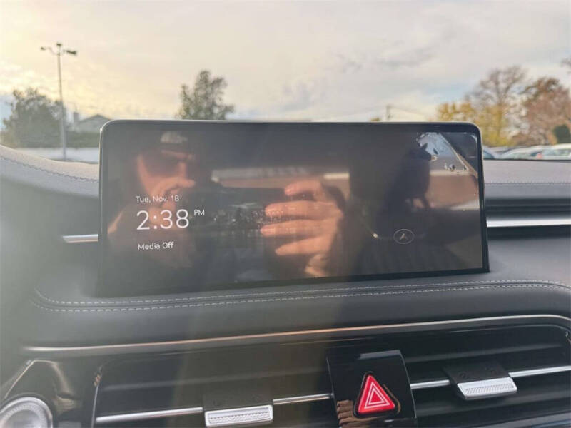 2026 Genesis G70 2.5T Prestige