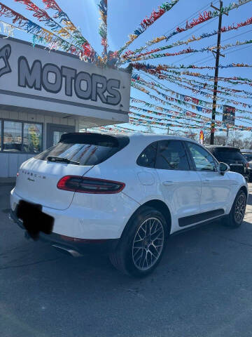 2018 Porsche Macan