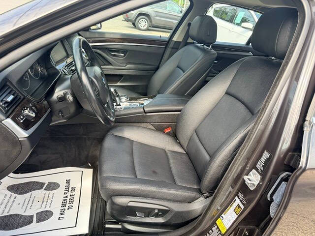 2015 BMW 5 Series 528i xDrive