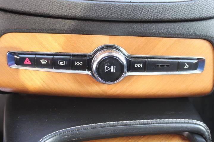 2018 Volvo XC90 T6 Inscription