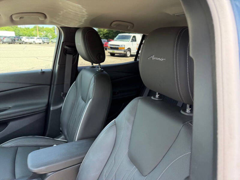 2024 Buick Encore GX Avenir