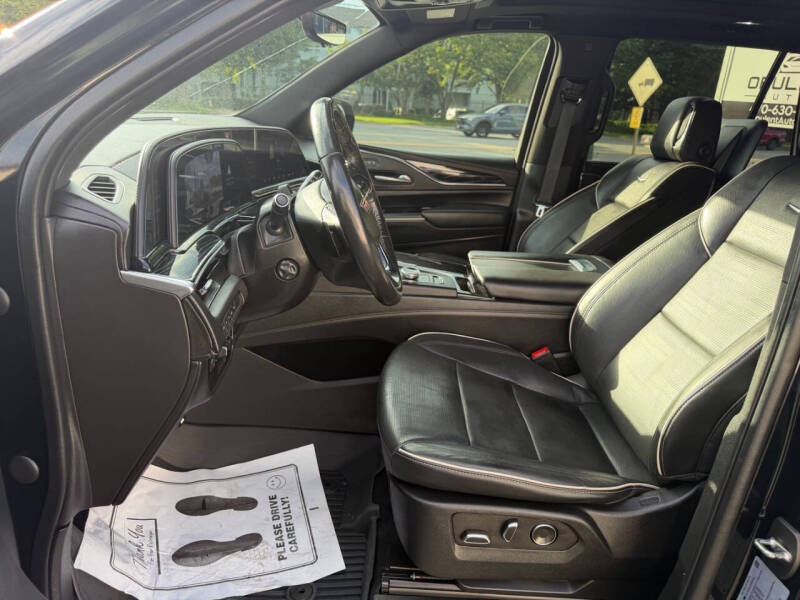 2023 Cadillac Escalade Sport