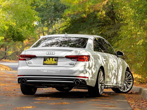 2018 Audi A4 2.0T quattro Prestige