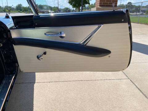 1956 Ford Thunderbird