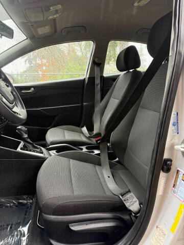 2020 Hyundai Accent SEL