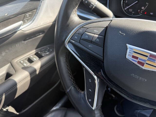 2023 Cadillac XT5 Premium Luxury