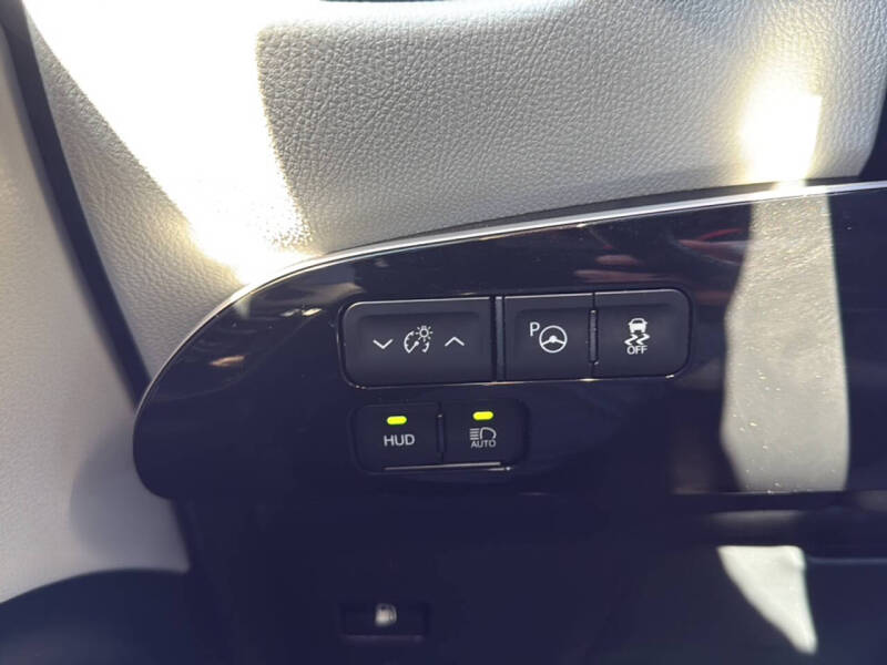 2021 Toyota Prius XLE AWD-e