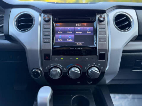 2015 Toyota Tundra SR5