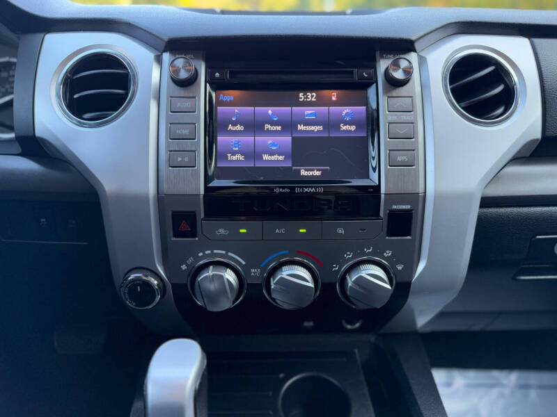 2015 Toyota Tundra SR5