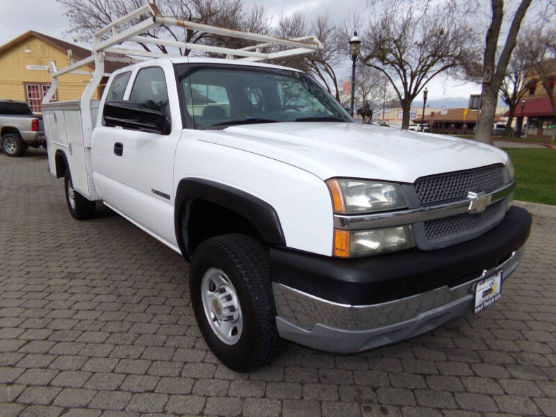 2004 Chevrolet Silverado 2500HD for sale at Family Truck and Auto in Oakdale CA