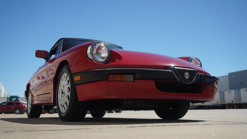 1986 Alfa Romeo Spider Veloce