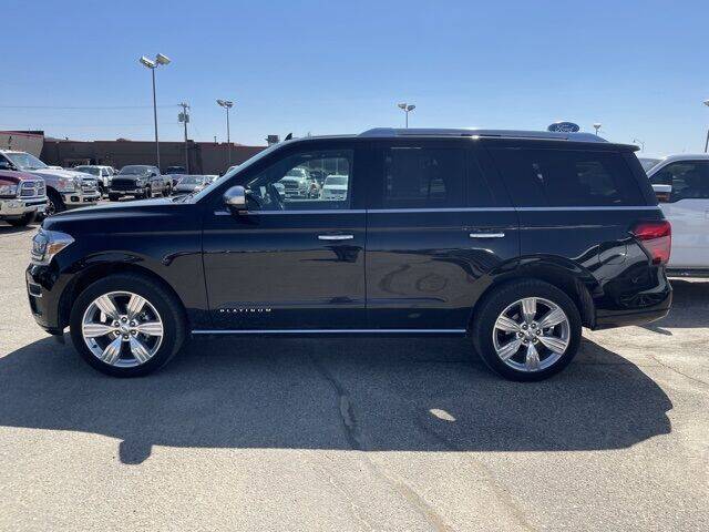 Used 2022 Ford Expedition Platinum with VIN 1FMJU1MT2NEA60032 for sale in Albert Lea, Minnesota