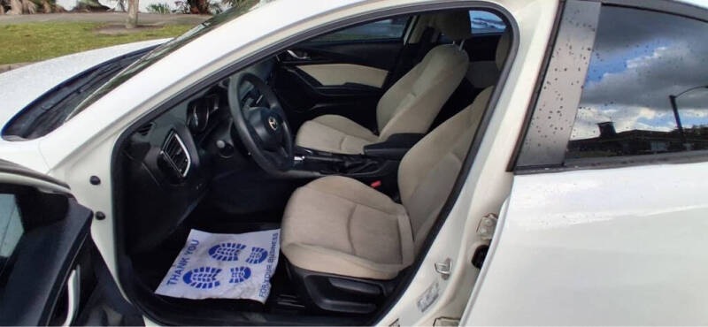 2014 Mazda MAZDA3 i Sport