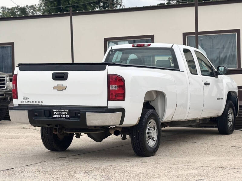 2009 Chevrolet Silverado 2500HD Work Truck