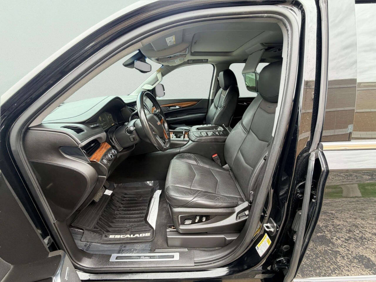 CadillacEscalade ESV20