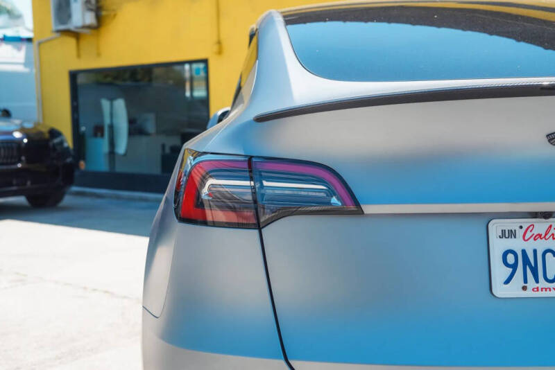 2024 Tesla Model Y Long Range