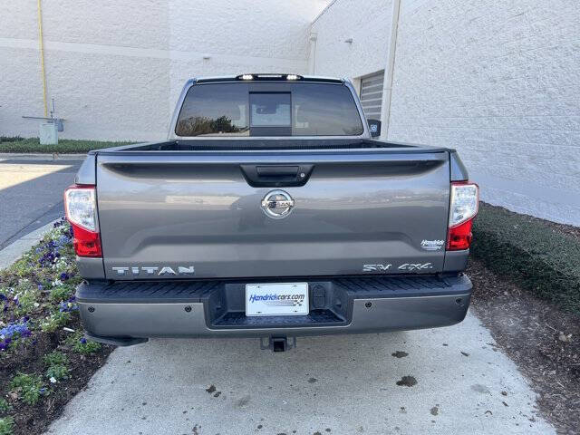 2019 Nissan Titan SV