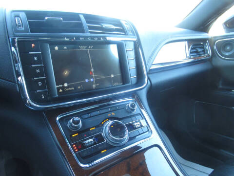 2017 Lincoln Continental Reserve