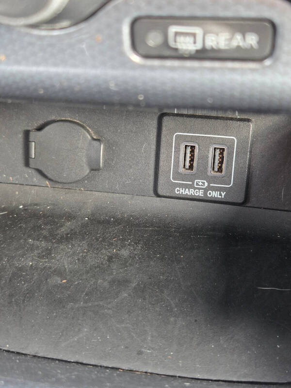 2018 Nissan Pathfinder SL