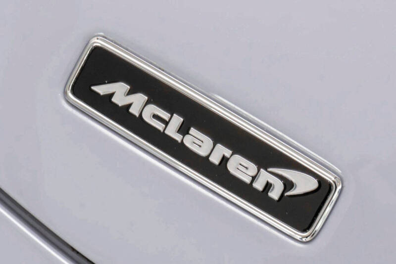2023 McLaren Artura