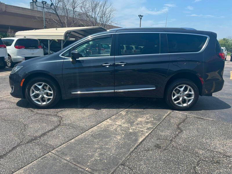 2019 Chrysler Pacifica Touring L Plus
