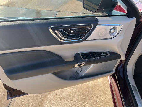 2017 Lincoln Continental Reserve