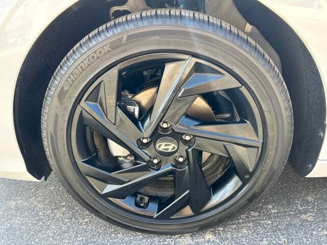 2026 Hyundai Elantra Hybrid