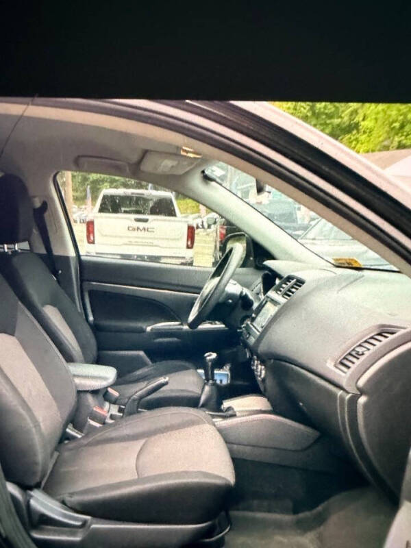 2019 Mitsubishi Outlander Sport ES