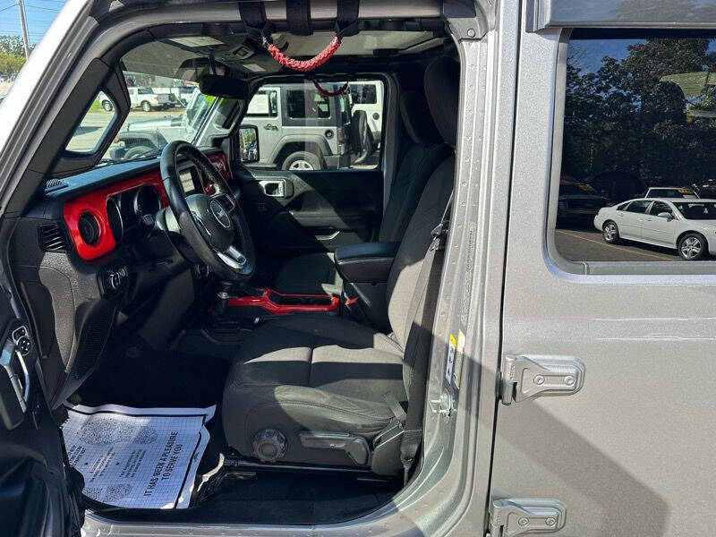 2020 Jeep Gladiator Sport