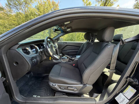 2014 Ford Mustang V6