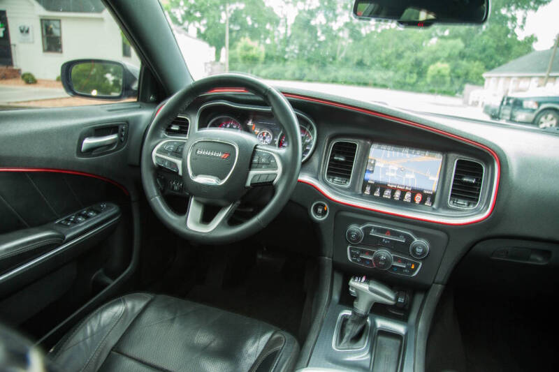 2015 Dodge Charger SXT