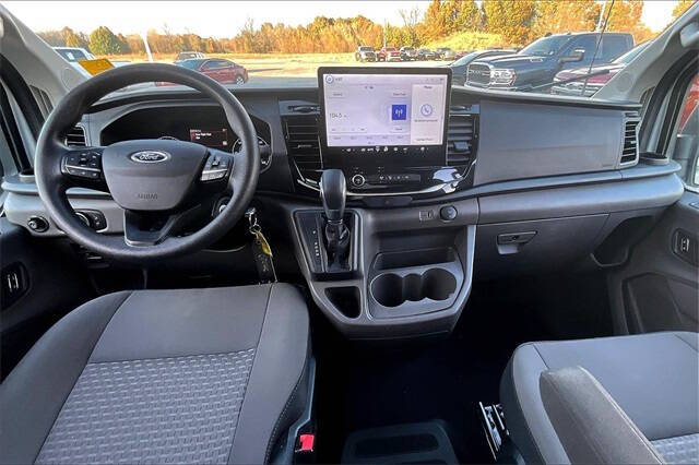 2023 Ford Transit 350 XLT