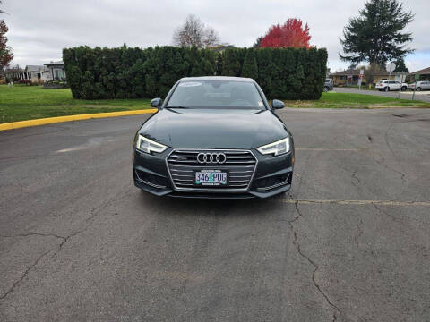 2017 Audi A4 2.0T quattro Prestige