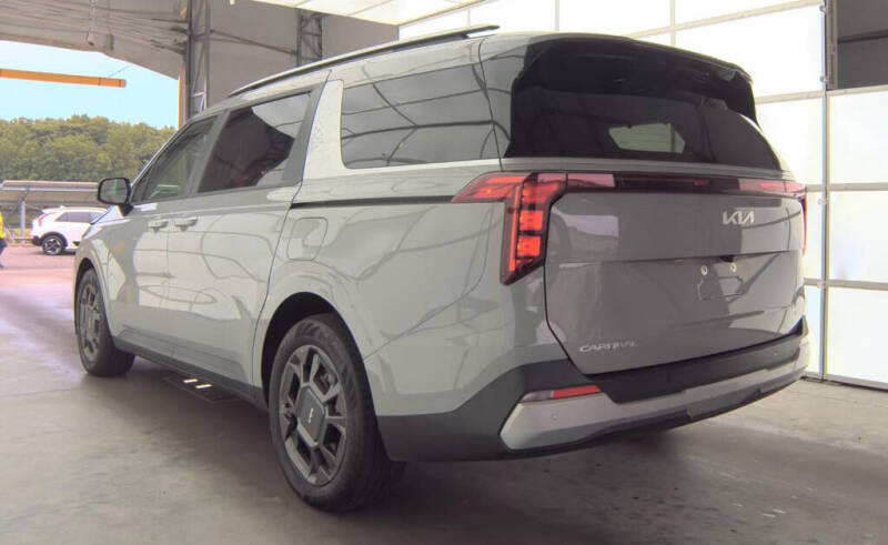 2025 Kia Carnival Hybrid EX