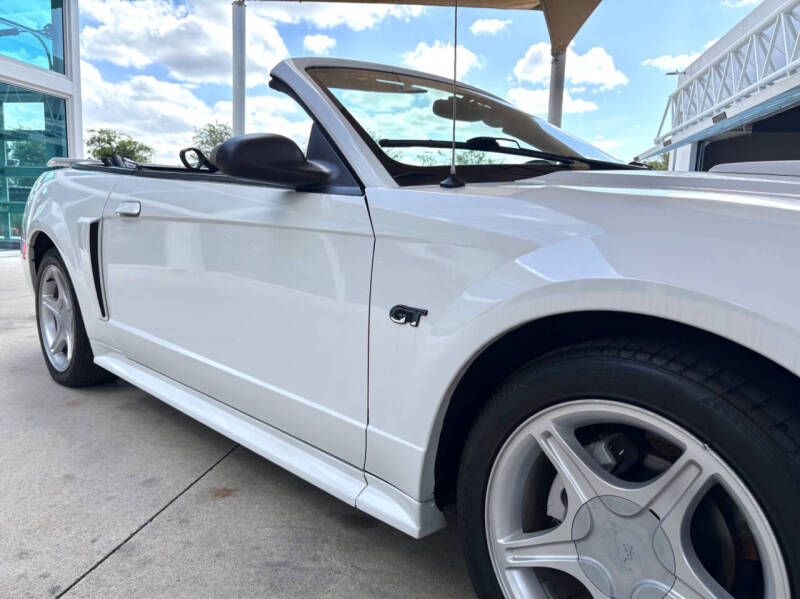 2001 Ford Mustang GT