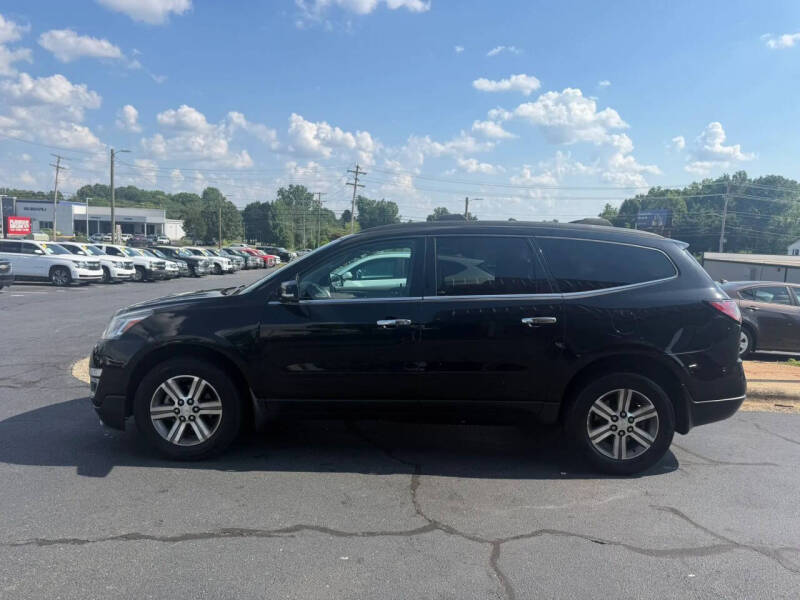 2017 Chevrolet Traverse LT